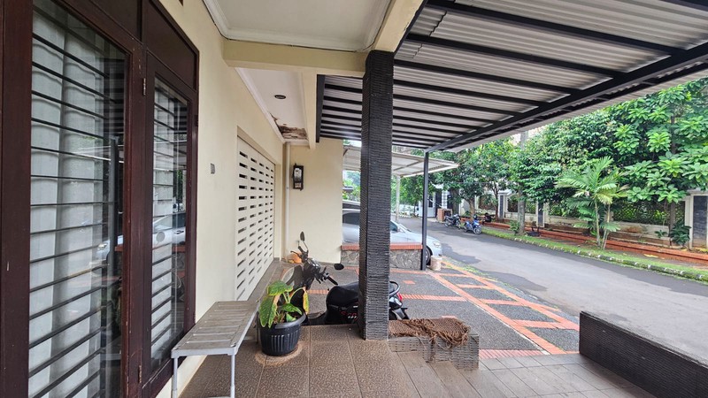 Bintaro jaya sektor 2 luas 1250 rumah hitung tanah dalam komplek