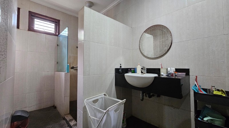 Bintaro jaya sektor 2 luas 1250 rumah hitung tanah dalam komplek