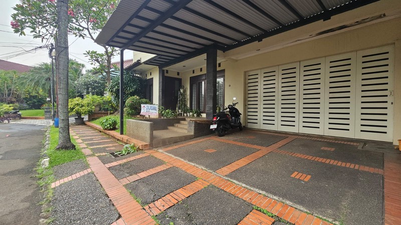 Bintaro jaya sektor 2 luas 1250 rumah hitung tanah dalam komplek