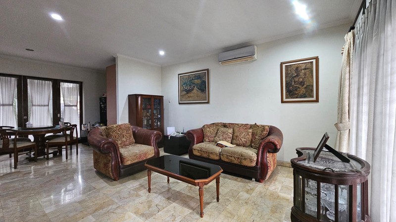 Bintaro jaya sektor 2 luas 1250 rumah hitung tanah dalam komplek