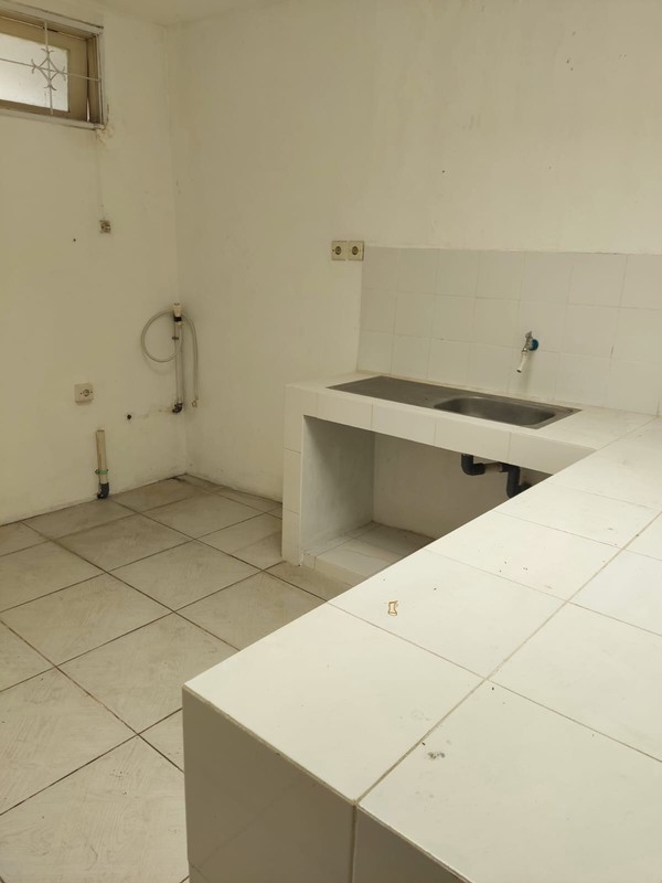 Classic House in Kemang For Rent