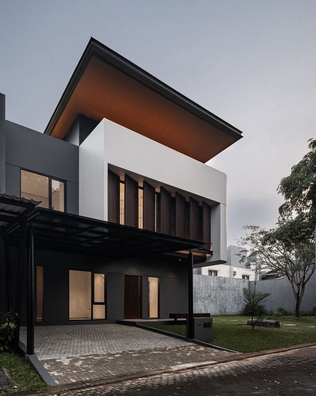 Dijual rumah di The Eminent Cluster Prestigia - BSD City Tangerang Selatan