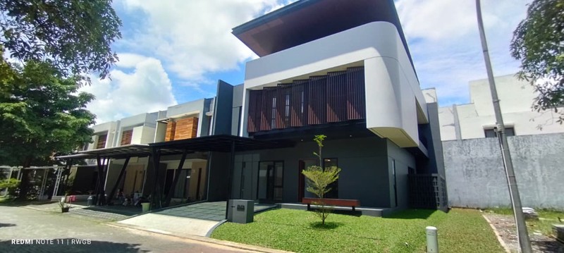 Dijual rumah di The Eminent Cluster Prestigia - BSD City Tangerang Selatan