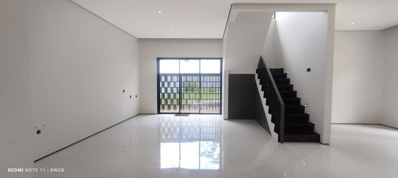 Dijual rumah di The Eminent Cluster Prestigia - BSD City Tangerang Selatan