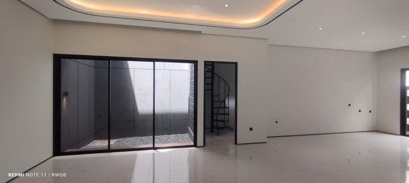 Dijual rumah di The Eminent Cluster Prestigia - BSD City Tangerang Selatan