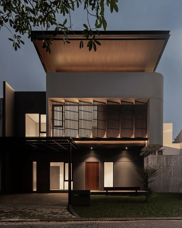 Dijual rumah di The Eminent Cluster Prestigia - BSD City Tangerang Selatan