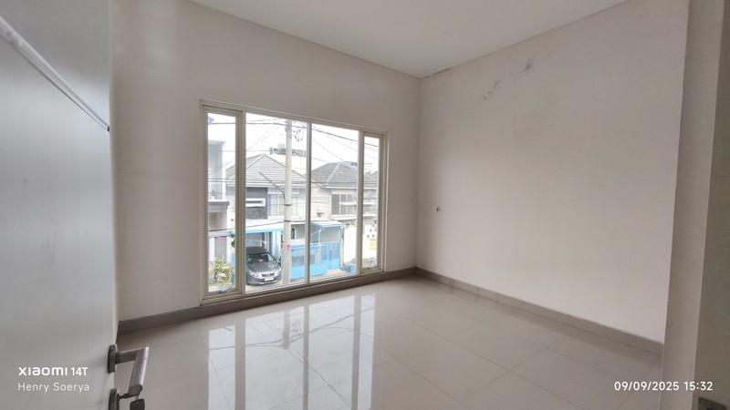 1967. Dijual Cepat Rumah Airport Village Juanda blok D Sedati Sidorajo