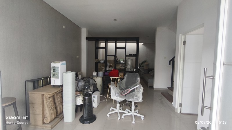 1967. Dijual Cepat Rumah Airport Village Juanda blok D Sedati Sidorajo