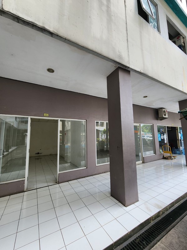 Rumah Hitung Tanah Area Cipete