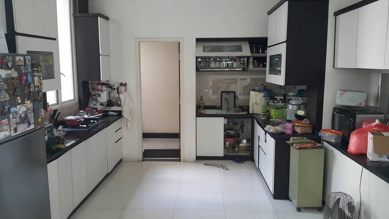 &#8206;&#8203;Dijual rumah luxury minimalis ada private pool ( Dharmahusada Indah)