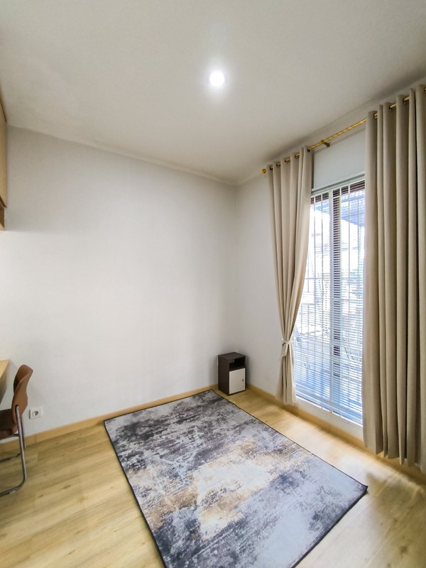 Rumah  Cantik,Nyaman dan Aman Di Fortune Height Graha Raya Bintaro Jaya.