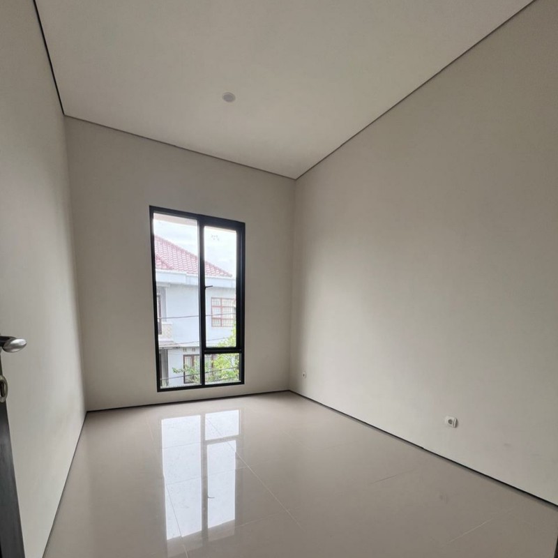 Rumah Minimalis Brand New, Siap huni lokasi strategis di Bintaro