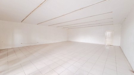 Ruko Luas di Karawang Dekat Rengasdengklok Cocok Untuk Minimarket