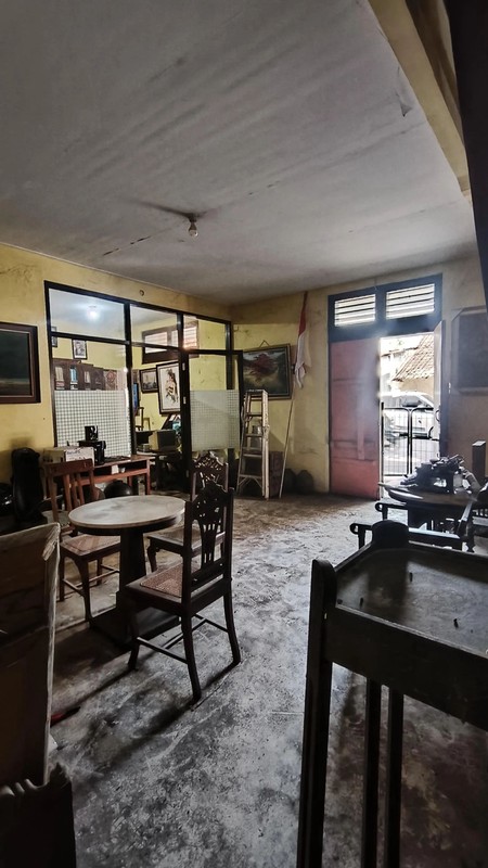 1974. Dijual Rumah Murah Itung Tanah Yos Sudarso, Pakelan, Kota Kediri