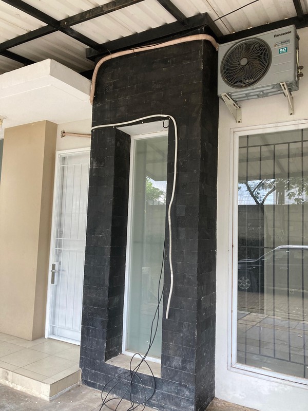 Disewakan Rumah 2 Lantai Siap Huni dan Hunian Nyaman @Graha Raya
