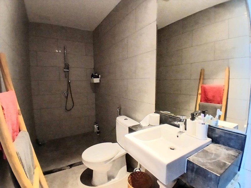Dijual Apartment Roseville SOHO & suite 2 BR BSD City.