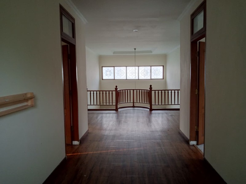 Rumah Bagus Di Graha Taman Bintaro Jaya Sektor 9