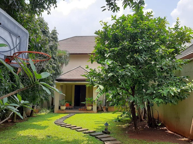 Rumah Bagus Di Jl Mekar Baru Raya Cirendeu Tangerang Selatan