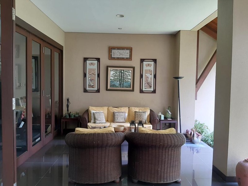Rumah Bagus Di Jl Mekar Baru Raya Cirendeu Tangerang Selatan