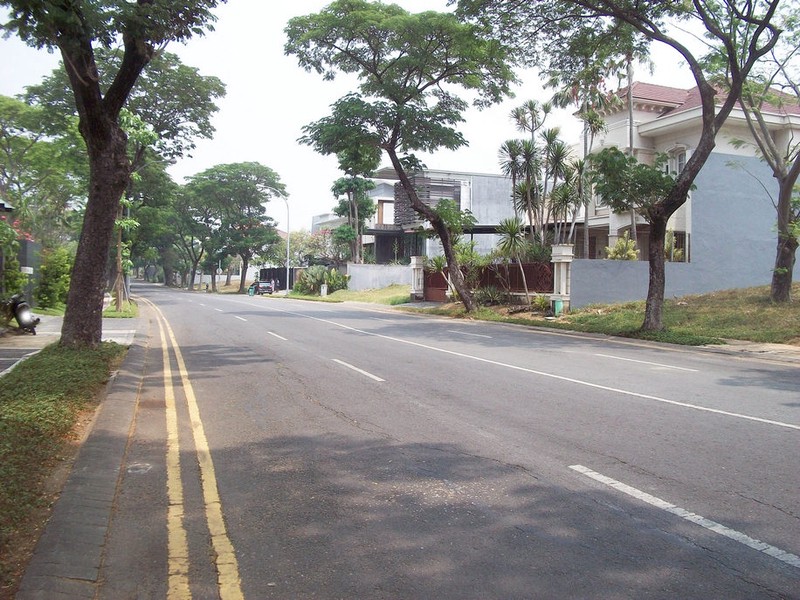 Tanah di Raya Bukit Golf International Citraland Surabaya Barat, Luas 18 x 30 m2... SIAP BANGUN
