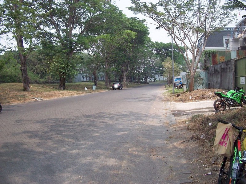 Tanah di Raya Bukit Golf Mediterania Citraland Surabaya Barat, Luas 20 x 40 m2... SIAP BANGUN