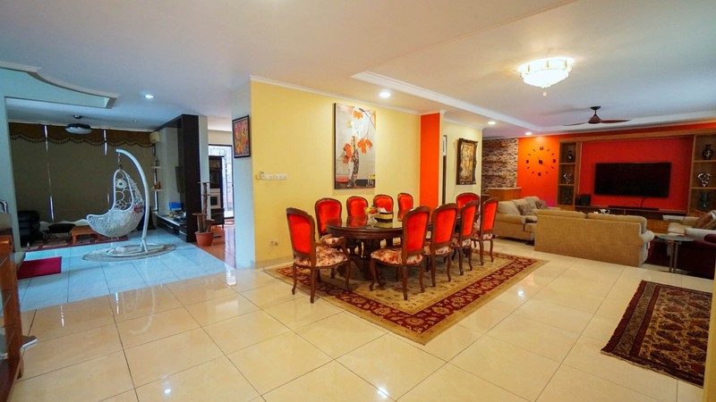 Rumah Terawat Di Daerah Kebayoran Baru