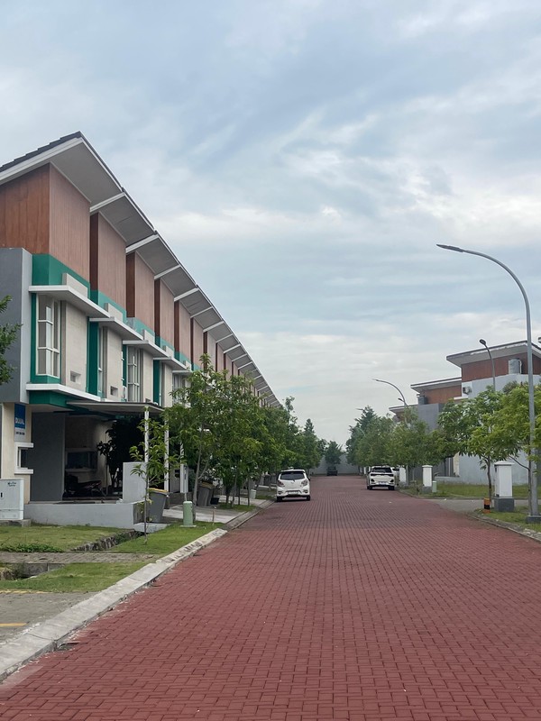 Dijual Rumah Di Cluster Lavesh Kota Harapan Indah Bekasi