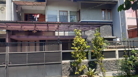 Rumah Siap Huni di Taman Kopo Indah 3