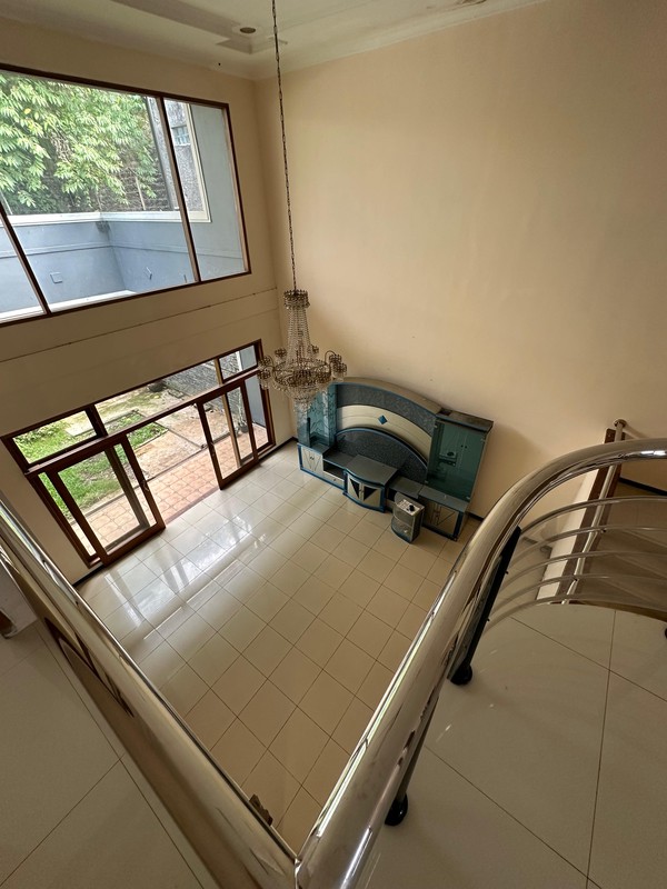 Rumah Lux di Terusan Sutami