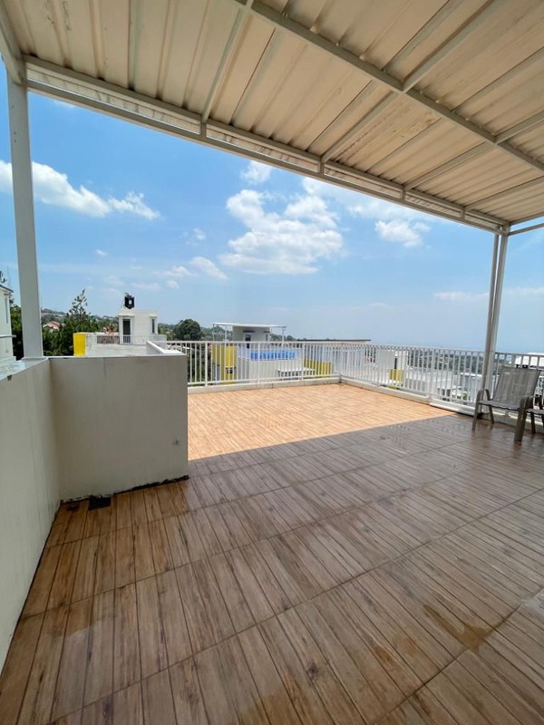 Villa Valle Verde Siap Pakai di Pasirhalang