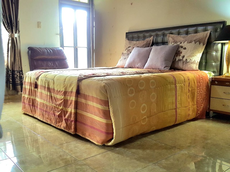 RUMAH COCOK UNTUK USAHA