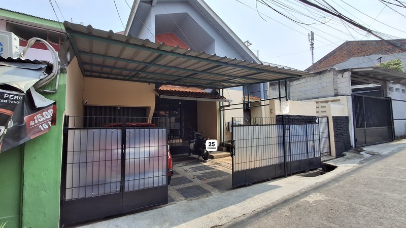 Dijual Rumah Strategis di Cipulir, Kebayoran Lama - Jakarta Selatan