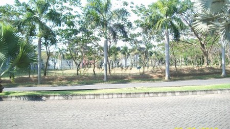 Tanah di Pakuwon Indah Imperial Golf Surabaya Barat, Luas 18 x 27 m2, Row Jalan Lebar, SIAP BANGUN