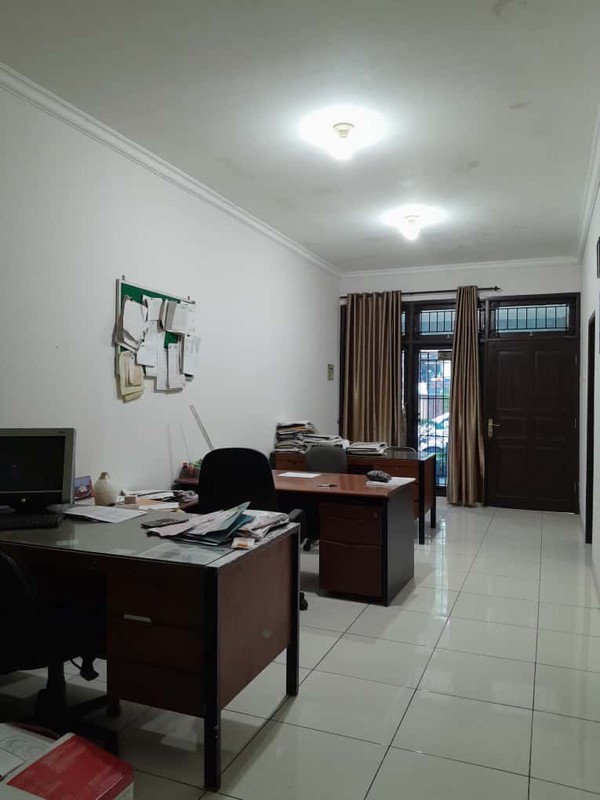 Rumah Bagus Di Jl Baiti Salmah Tegal Rotan Tangerang Selatan