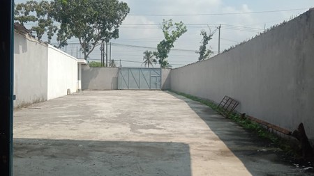 Gudang 900 m&#xb2; di Jl. Letnan Tukiyat, Magelang