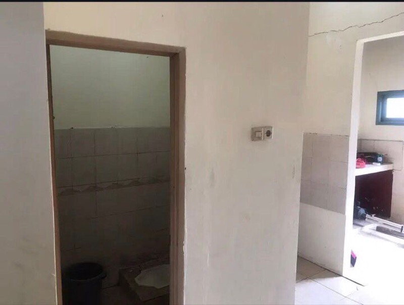 Ruko Siap Pakai dan Lokasi Strategis Pinggir Lokasi Ramai @Pondok Aren, Tangerang Selatan