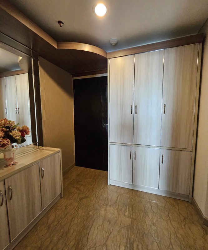 Dijual Apartemen Royale Springhill Kemayoran Tower Bulgari 1BR