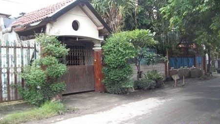 Rumah untuk Usaha 2 Lantai, Luas 20 x 40 m2, Lokasi Nol Jalan, Strategis, (ex, percetakan)
