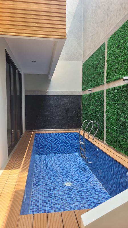 Rumah Baru dengan Desain Mewah dan Lokasi Strategis @Mertilang