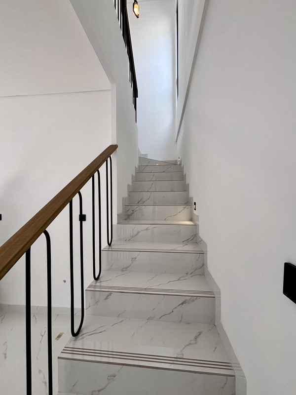 Rumah Brand New Cantik Lokasi Strategis di Bintaro Sektor 3.