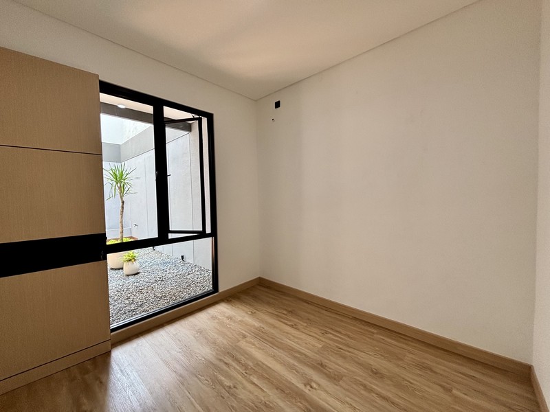 Rumah Brand New Cantik Lokasi Strategis di Bintaro Sektor 3.