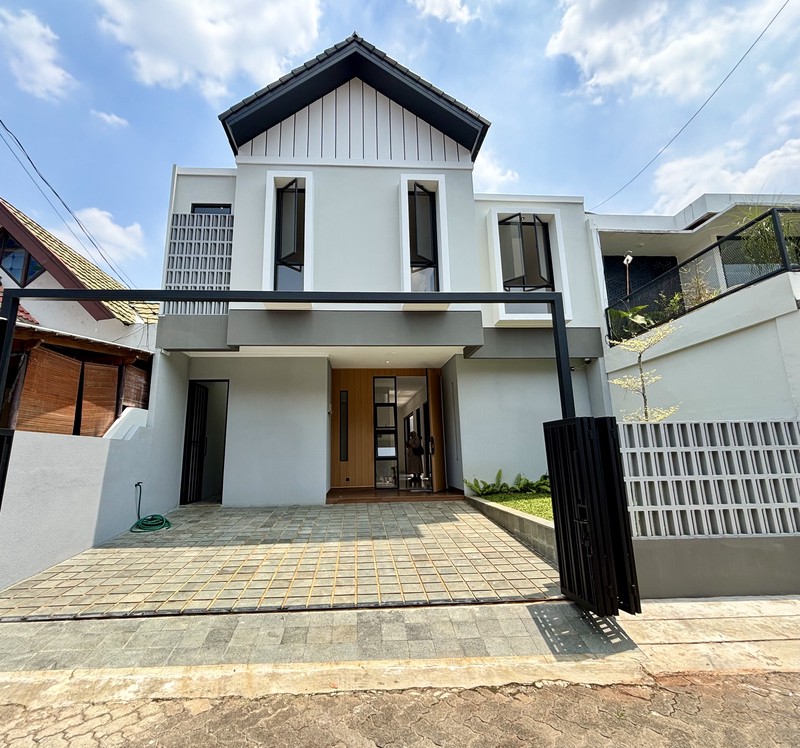 Rumah Brand New Cantik Lokasi Strategis di Bintaro Sektor 3.