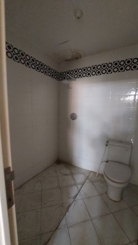 Gedung Kantor Siap Pakai 2 Lantai di Pusat Kota Surabaya