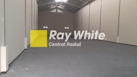 Gudang Lux Bangunan Bagus di Lokasi Bagus Sayap Taman Kopo Indah Bandung