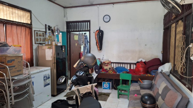 Rumah di Pondok Cabe Pinggir Jl Raya Luas Tanah 446 m2