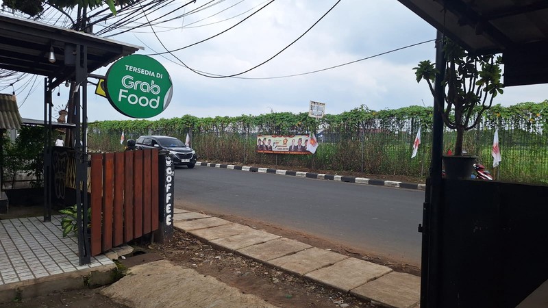 Rumah di Pondok Cabe Pinggir Jl Raya Luas Tanah 446 m2
