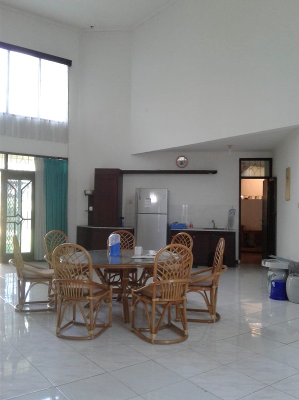 Dijual Rumah Lokasi Strategis di Indo Alam