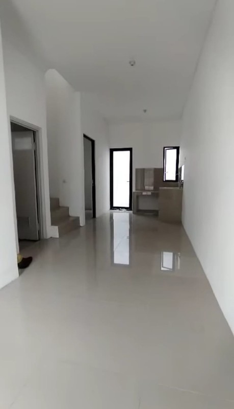 Jual Rumah 2 lantai murah di Regency ONE Babatan.