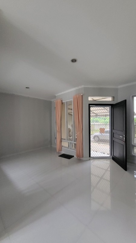 Rumah 2 Lantai di Giri Loka BSD Dekat Tol dan Sekolah