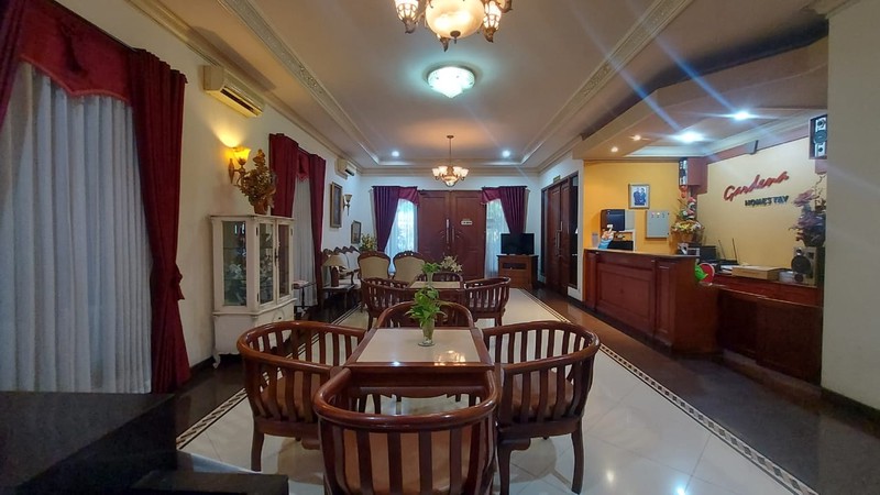 Commercial Property for Sale in Surabaya - Homestay with 1,300 m&#xb2; Building